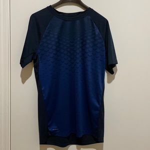 Layera Men’s Workout nylon shirt